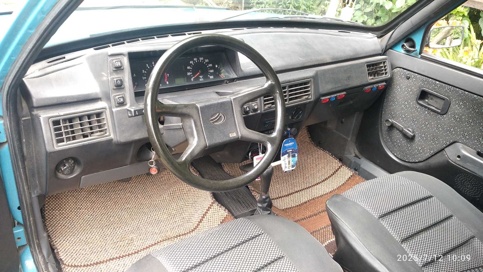 Продам Таврия 1102