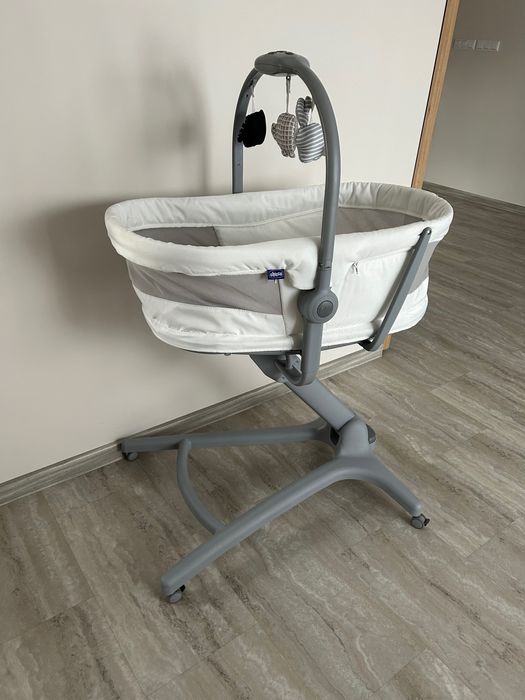 Łóżeczko Chicco hug baby 4w 1 białe