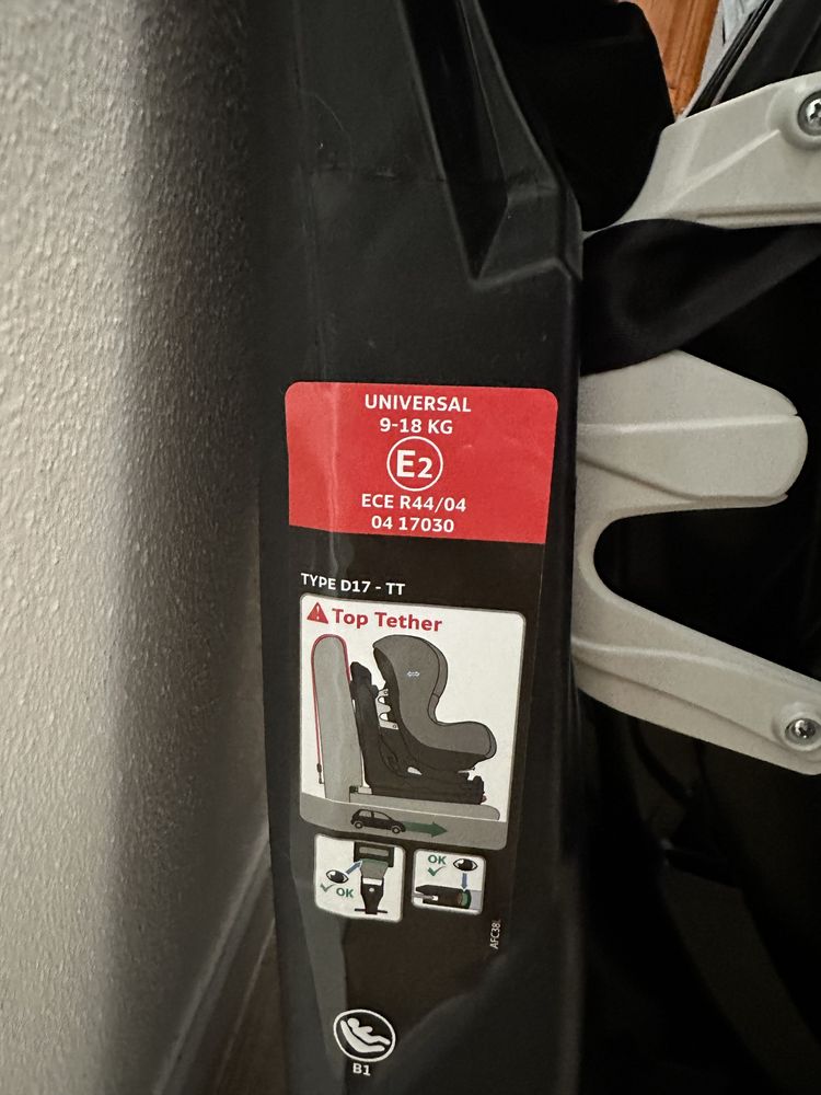 Cadeira auto isofix 360•