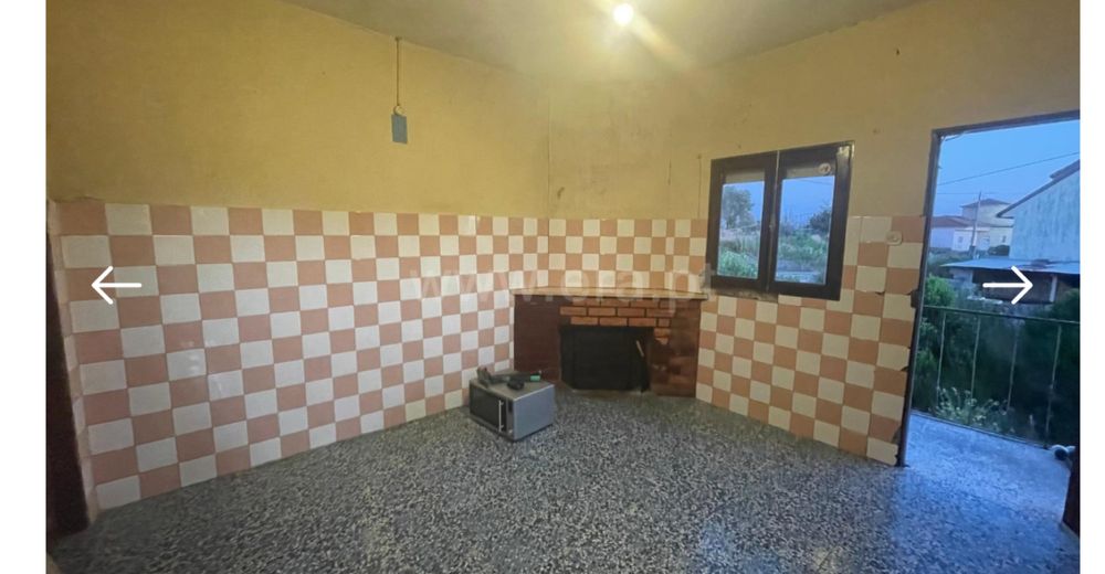 Moradia isolada 4 frentes renovada