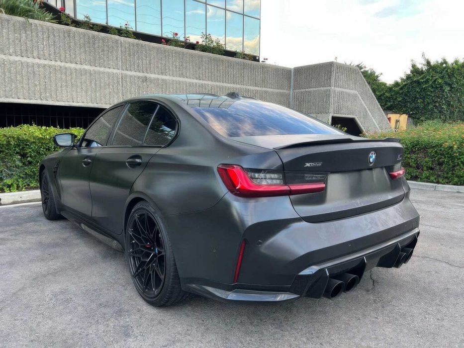 BMW M3 Competition xDrive      2023