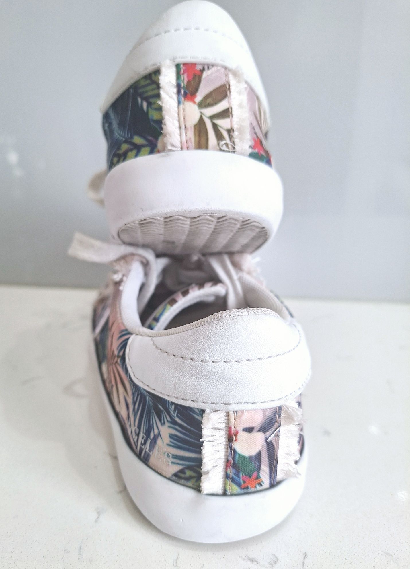 Guess tenisówki trampki r. 36
