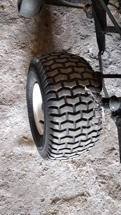 Vendo trator corta relva
