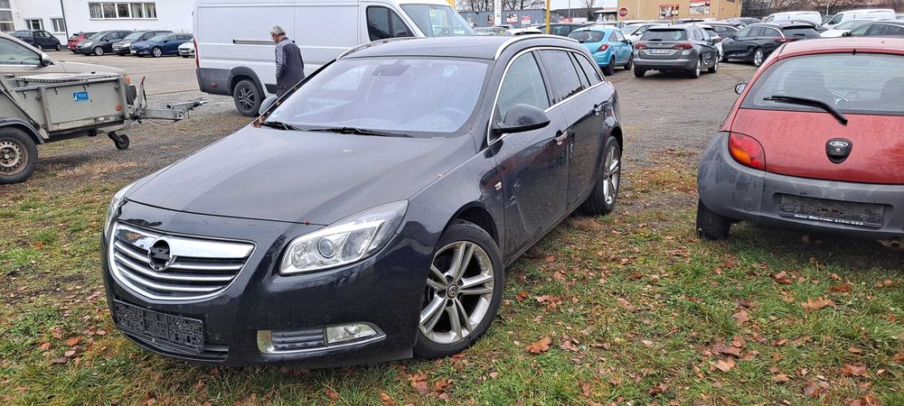 opel insignia A  xenon 2.0 CDTI 160 KM automat w całości lub na częśi