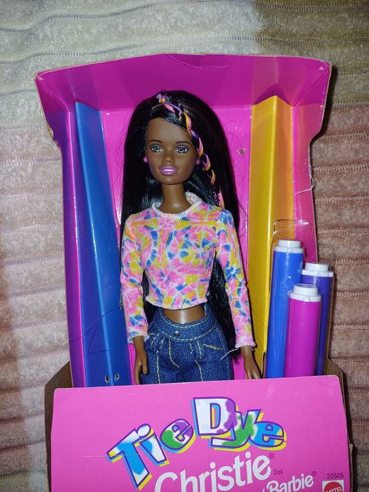 Лялька Барбі Крісті тай дай Barbie Christie Tie Dye  1998 року