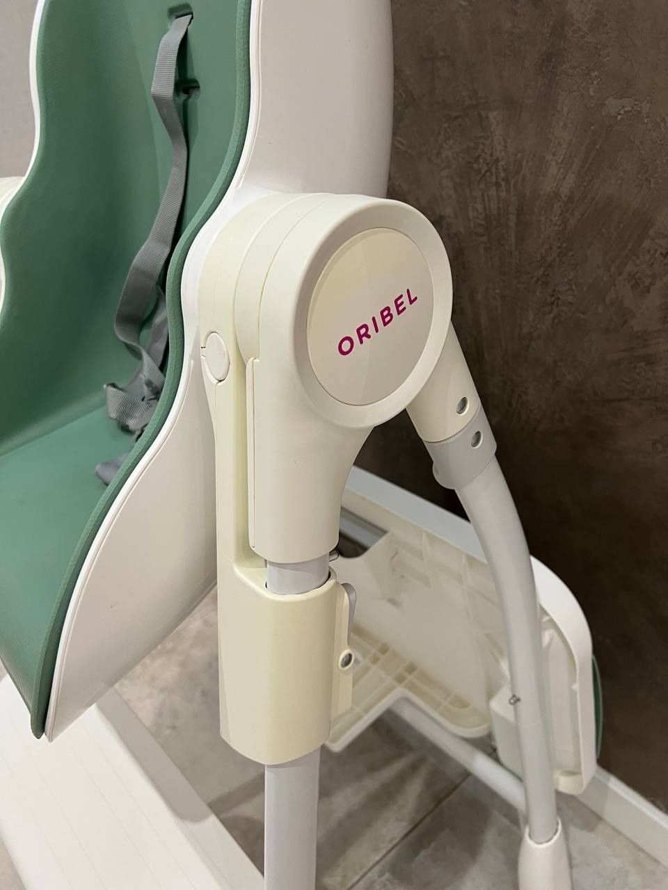Стульчик для кормления Oribel