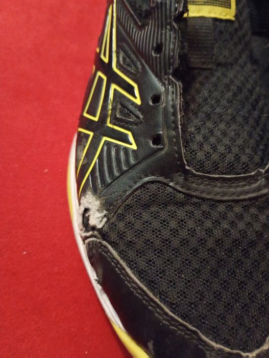 Czarne adidaski z wstawkami