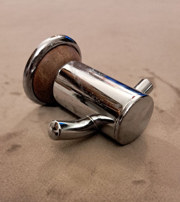 Podwójny wieszak na ręczniki