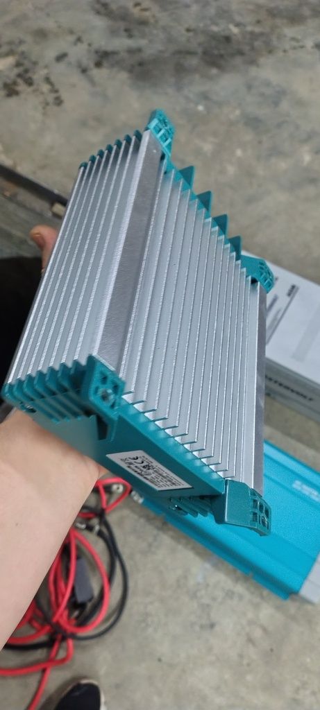 DC/DC конвертор MasterVolt Mac Plus 12/12V-50A