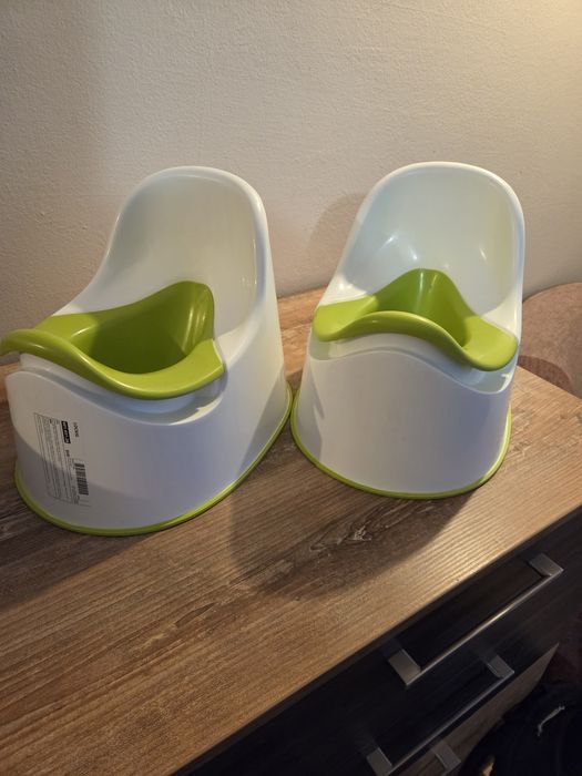 Dwa nocniki dla bliźniąt Ikea Lockig