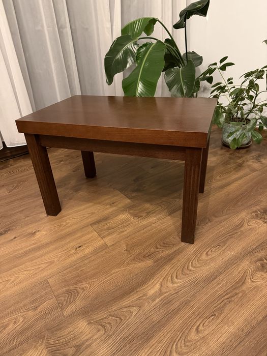 Stolik kawowy - solidne drewno, bardzo dobry stan