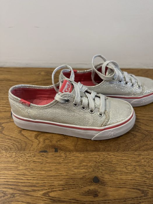 Продам дитячі кеди