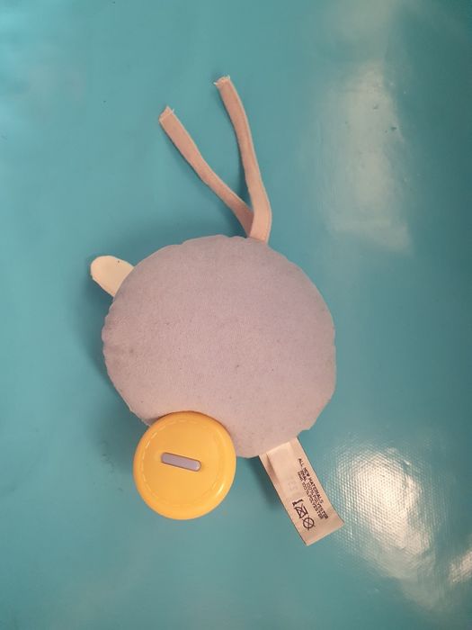 Coelho musical corda chicco