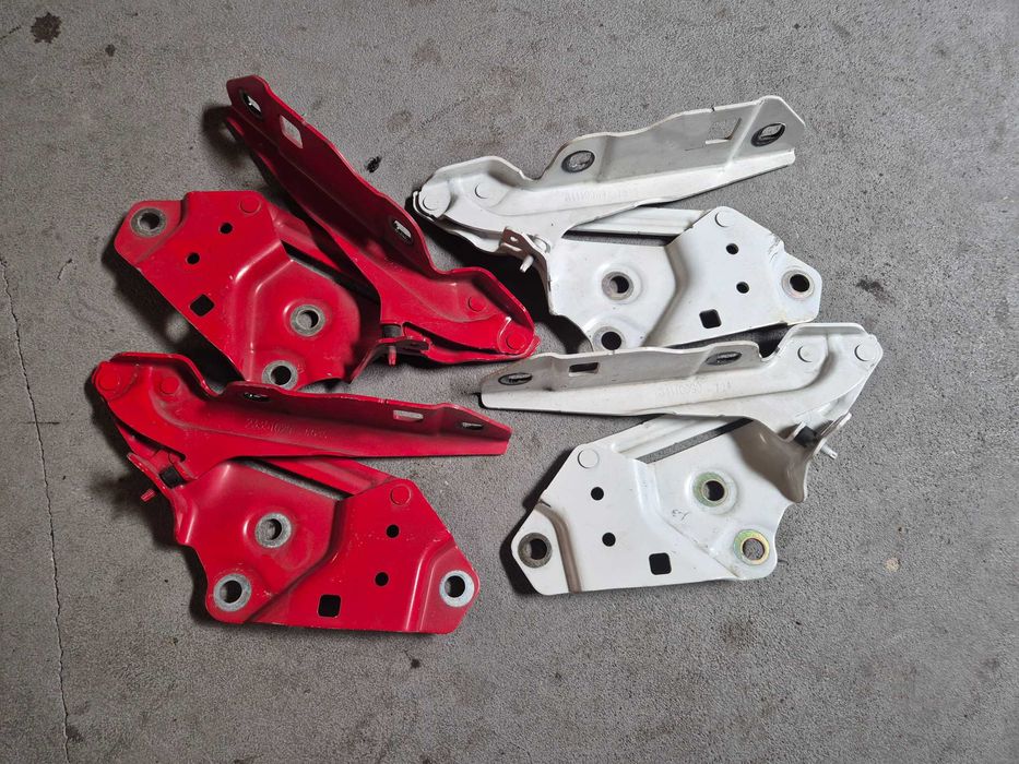 Zawias zawiasy maski Camaro 2016-