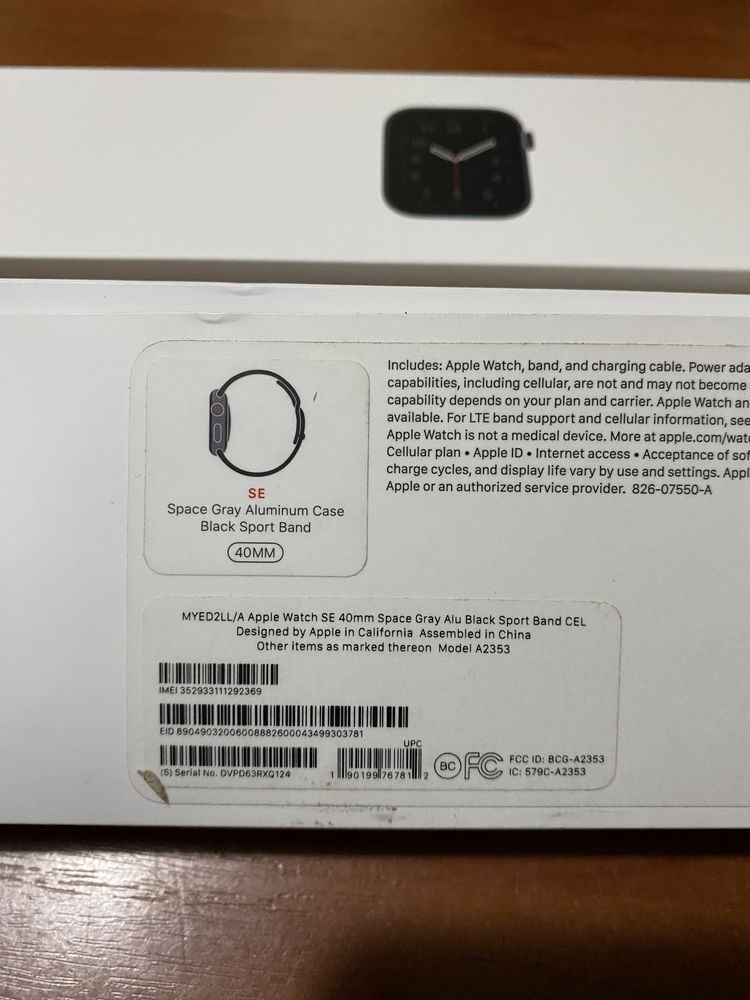 Apple watch SE A2353 40mm ! D450