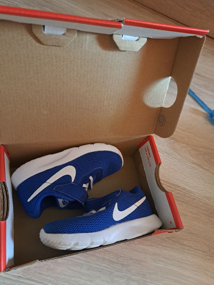 Nike tanjun 23,5 chłopiec