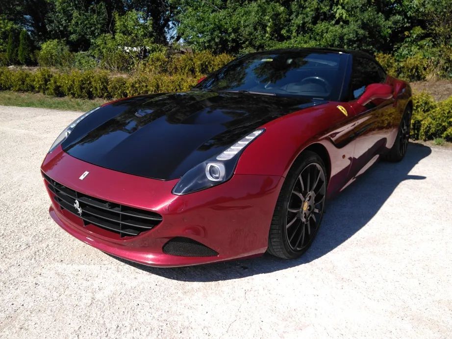 Ferrari California T Zarejestrowana w pl. Poprzednio salon niemcy.