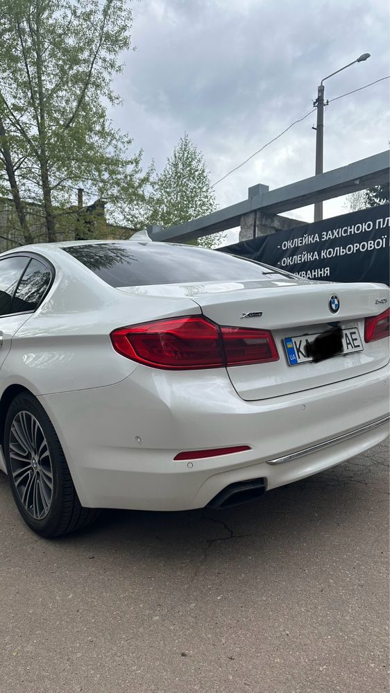 Продам бампера BMW G30 2017 год