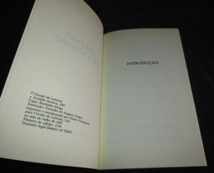 Livro Eugénio de Andrade por Arnaldo Saraiva