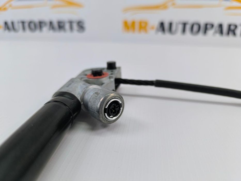 Піропатрон ременя безпеки передній правий лівий Tesla Model 3/Model Y