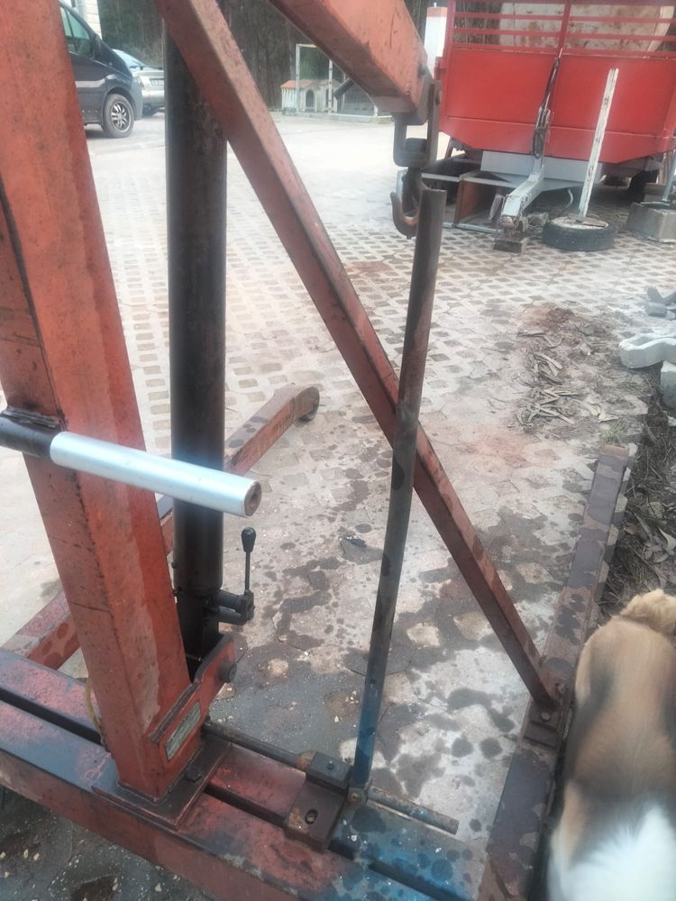 Grua de oficina extensivel