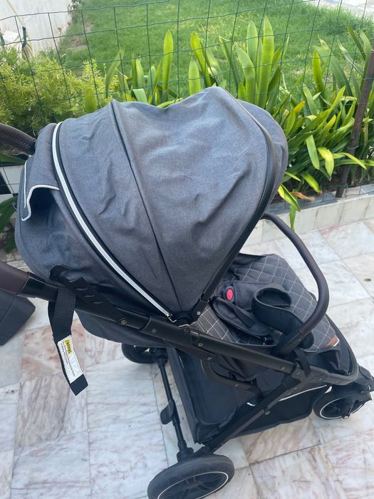 Carrinho bébé até 22kg marca yazoko