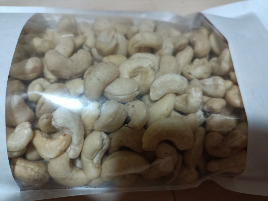 250g orzechy nerkowca całe