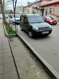 Citroen berlingo 1.9diesel
Простий и надёжный ослик пассажир 
4200$
09