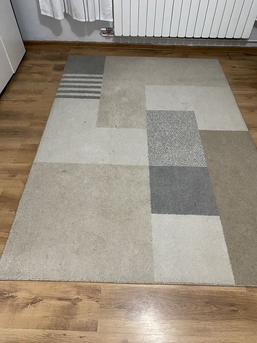 Sprzedam dywan beżowo-kremowo-szary 160x230cm
