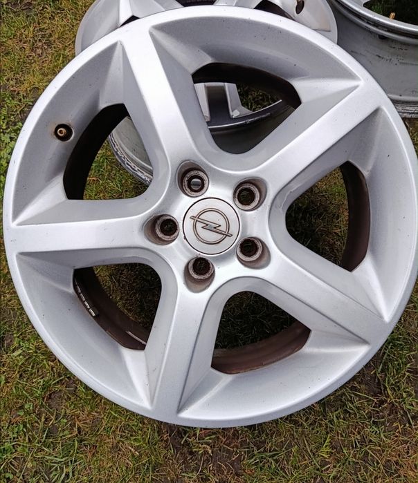 Alufelgi 17 cali 5x110 Opel GM Zafira Vectra Astra Meriva Alfa Saab