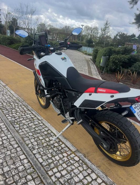 Tenere 700 Rally- Display a cores- bluetooth