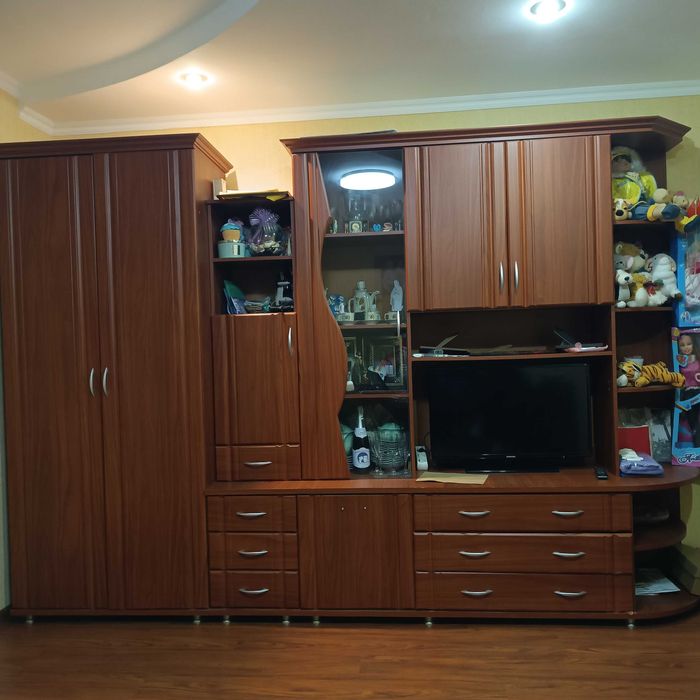 Продам стінку б/у