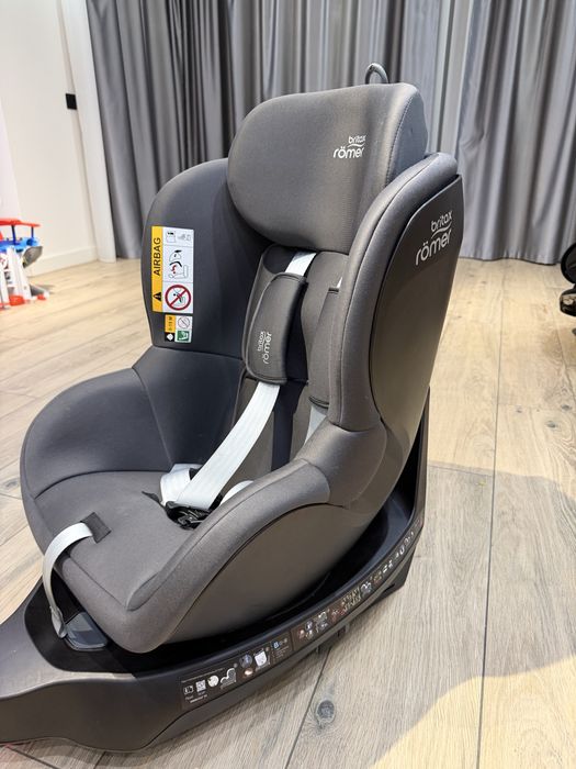 Продам автокрісло Britax romer dualfix M plus