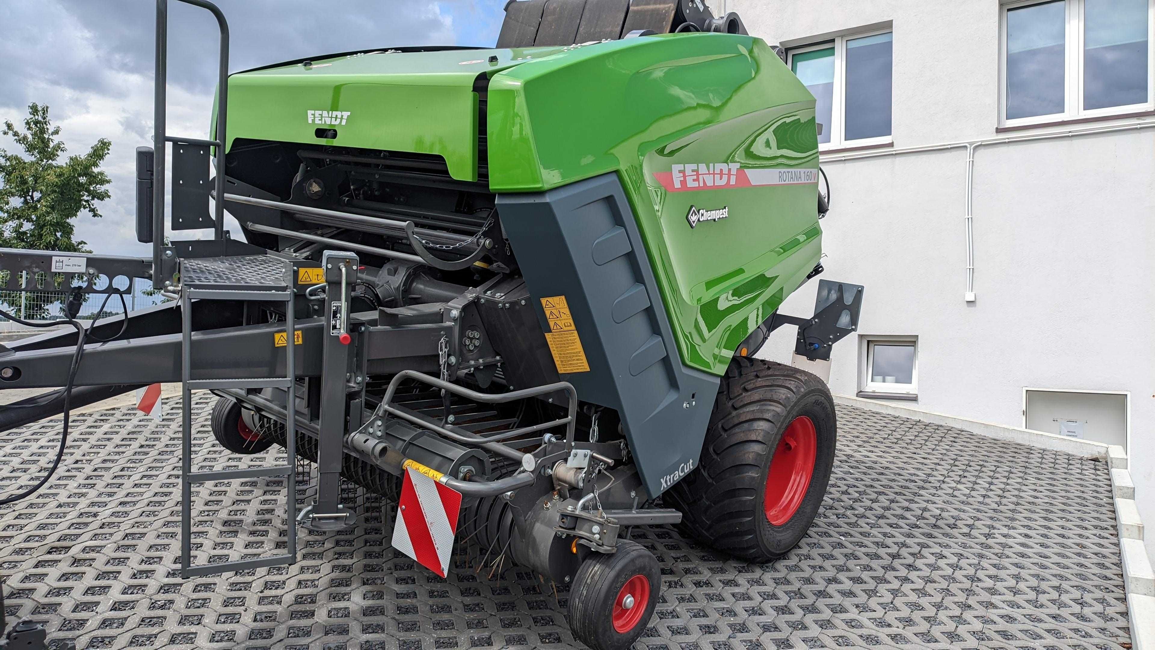 Prasa zmienno komorowa Fendt Rotana 160V