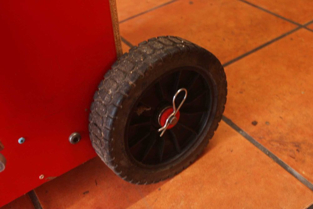 Tira mossas com carrinho