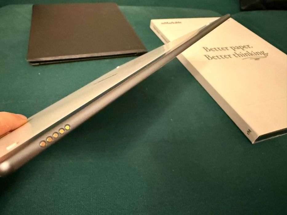 Elektroniczny notatnik Remarkable 2 + Marker Plus + etui