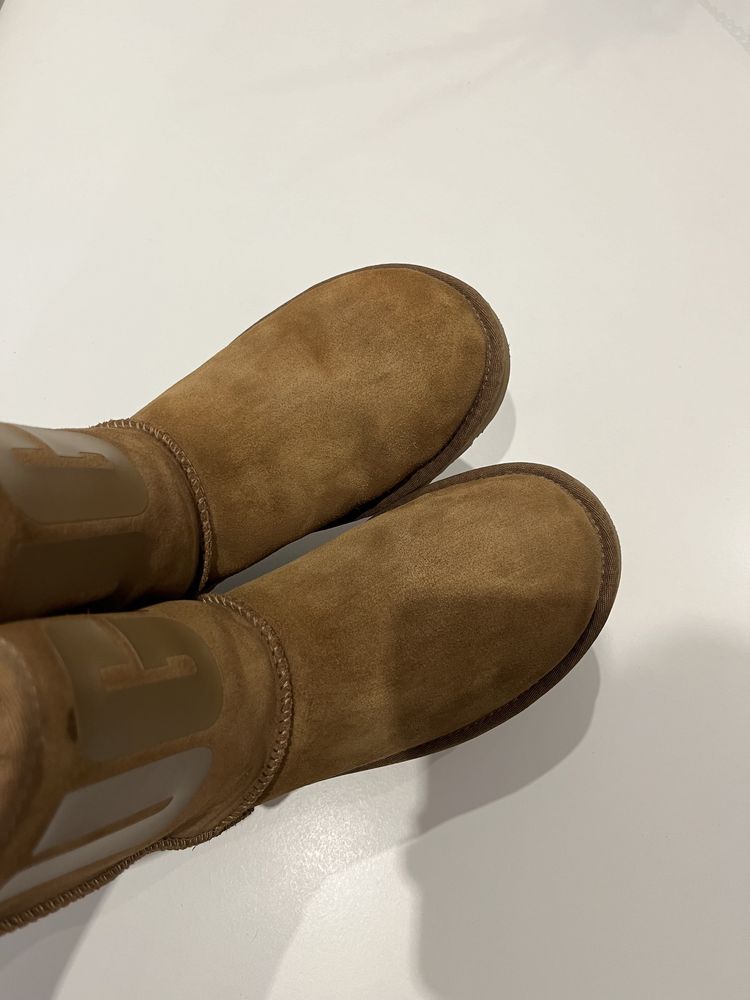 Ugg оригінал