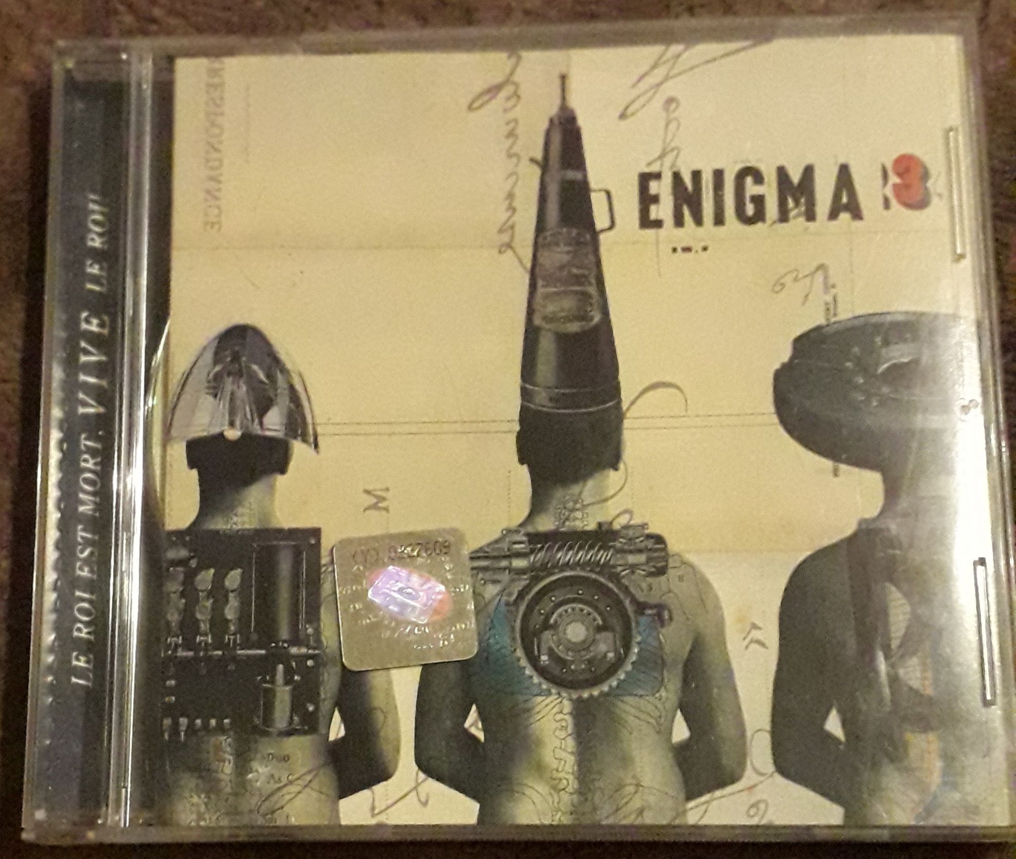 ENIGMA - Le Roi Est Mort, Vive Le Roi! (CD)