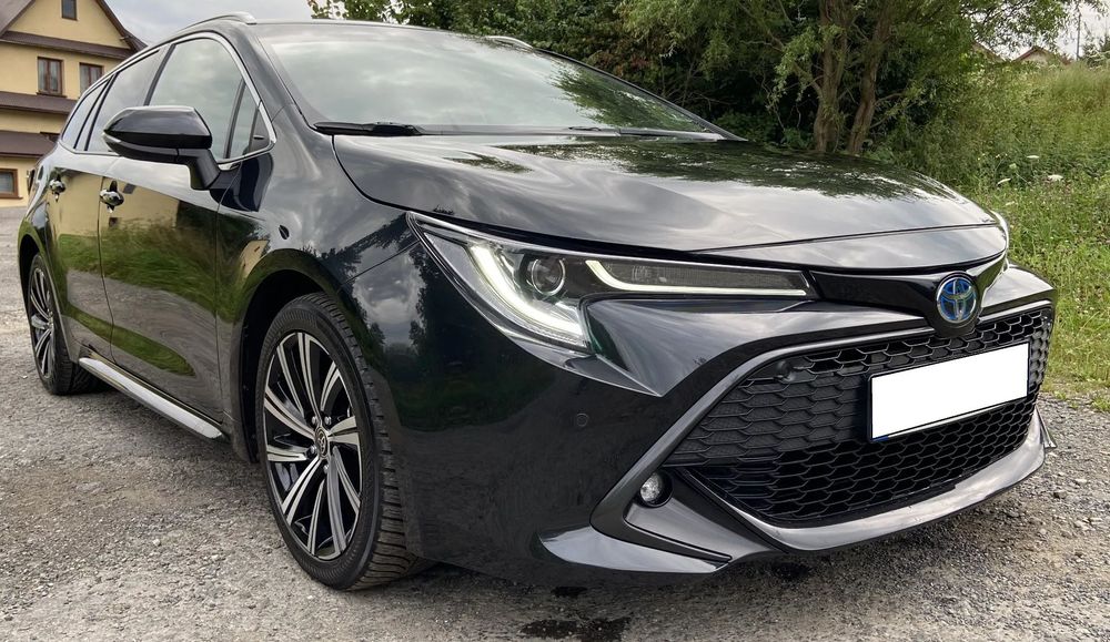 Toyota Corolla 2.0 196KM TS Xenon Led Kamera Akt.Tempomat Asysta Toru Świateł Znaków
