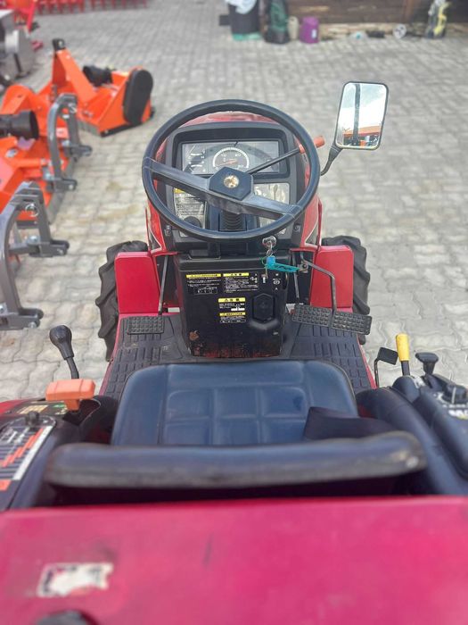 Mitsubishi MT165