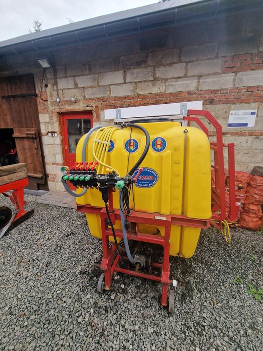 Opryskiwacz biardzki 1000l