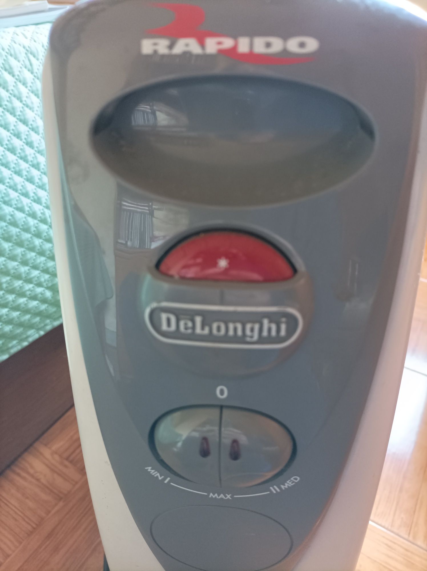 Aquecedor a óleo DeLonghi