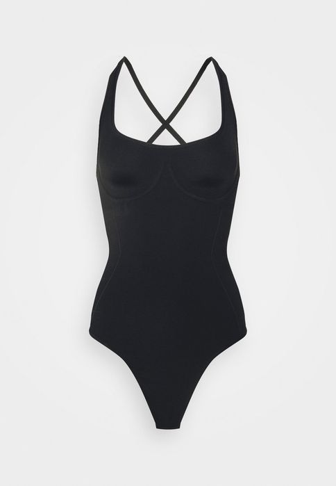 Body Calvin Klein Underwear L