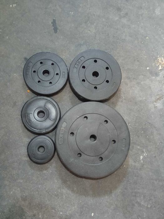 Zestaw treningowy na siłownię.