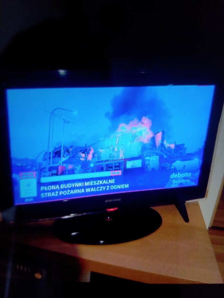 Sprzedam telewizor 32 całe