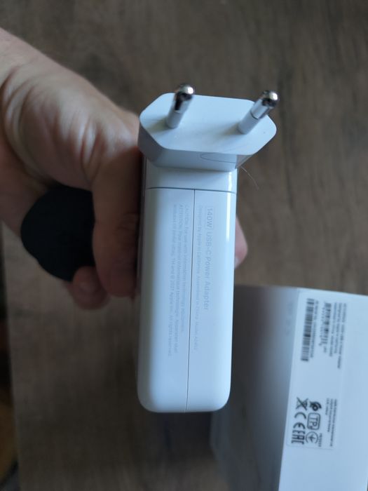 Szybka ładowarka zasilacz USB-C 140W Apple oryginalna mlyu3zm/a