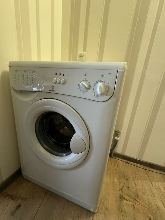 Продам пральну машину