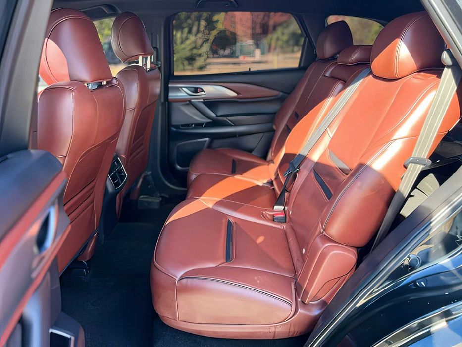 Mazda CX-9      2017