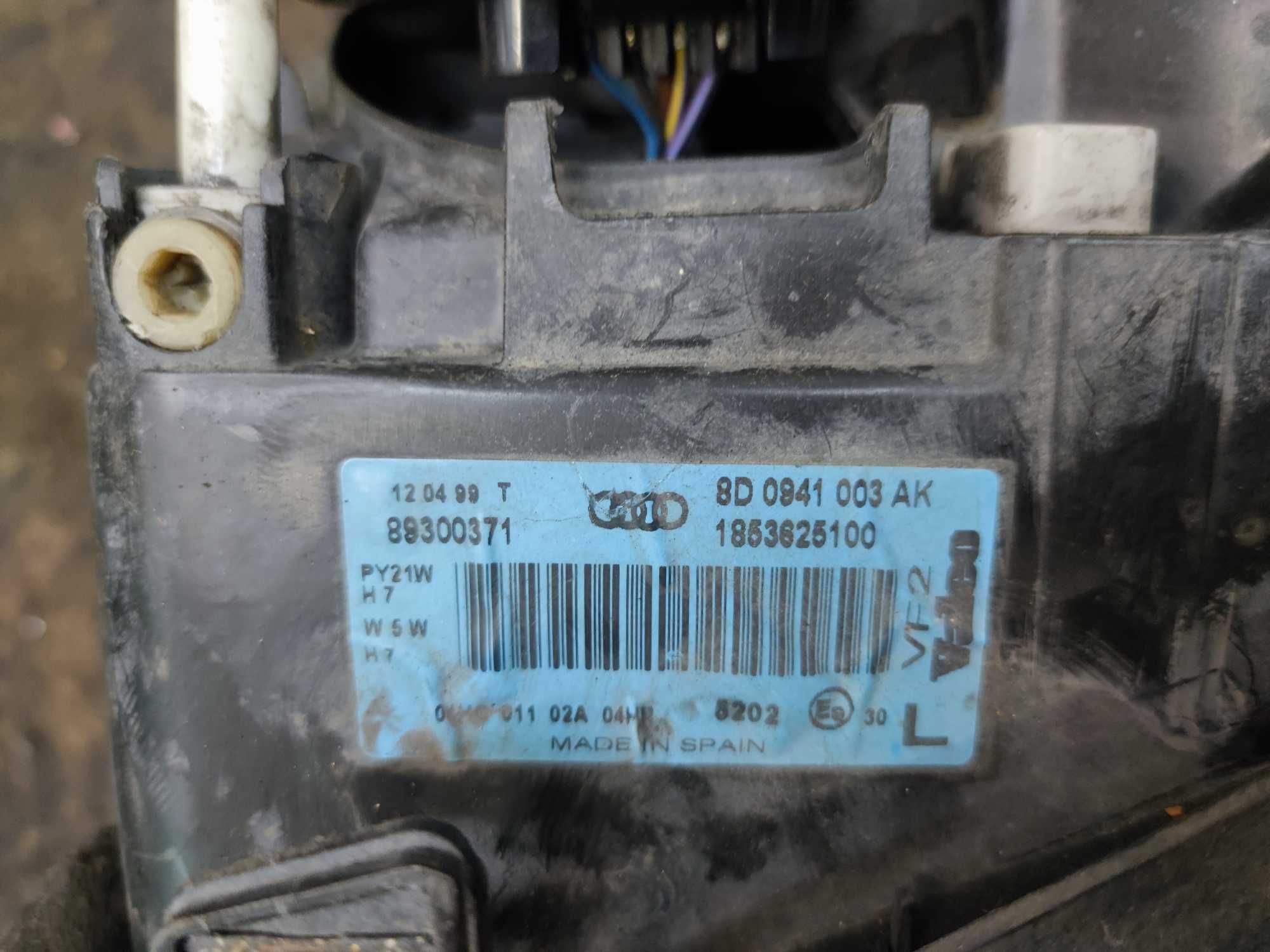 Audi A4 B5 Lift Lampa Przód Przednia Lewa LP