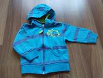 Bluza zapinana, r. 74, z kapturem.